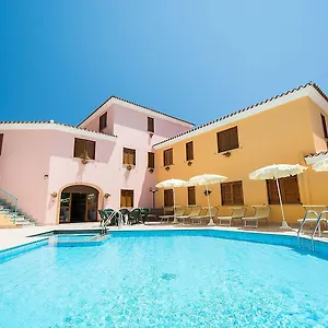 *** Aparthotel Cala Viola Italien